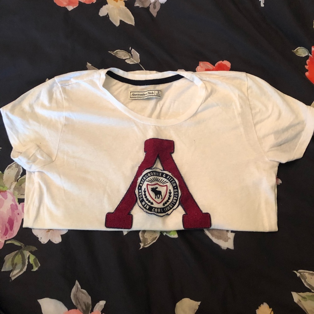 A&F T